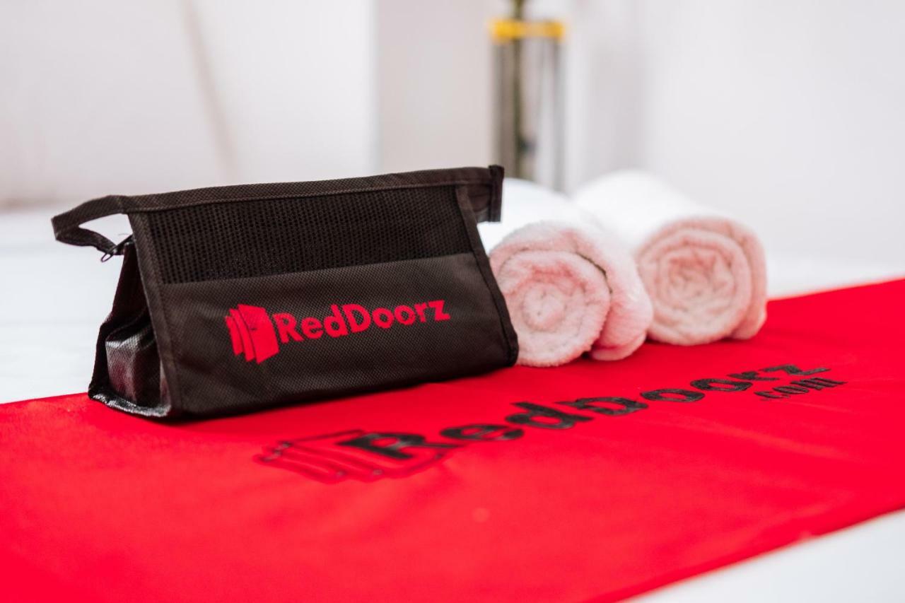 Reddoorz Premium @ Amaia Skies Avenida Manila Kültér fotó